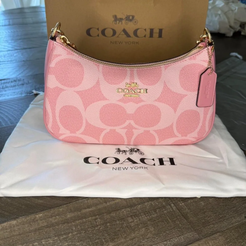 Coach bag - Picture 1 of 3